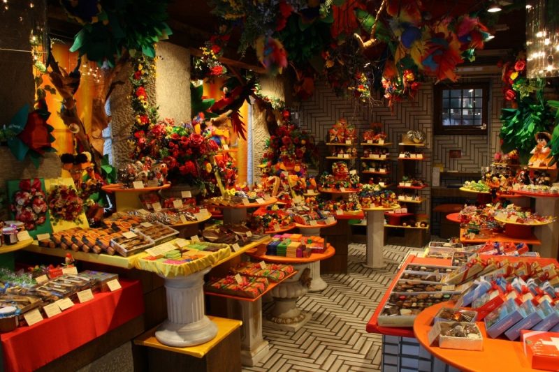 vente-LE MUY-min_candy_store_chocolate_shop_chocolate_switzerland-393515